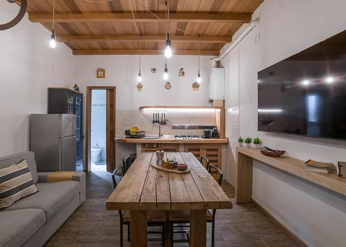 Guesthost - Il Cedro - Cozy House For 4 شقة