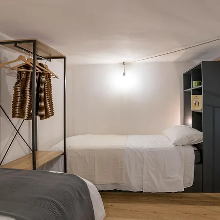 Apartman Guesthost - Il Cedro - Cozy House For 4 Moltrasio